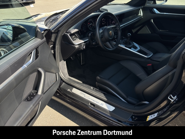 Porsche 992 (911) Carrera S