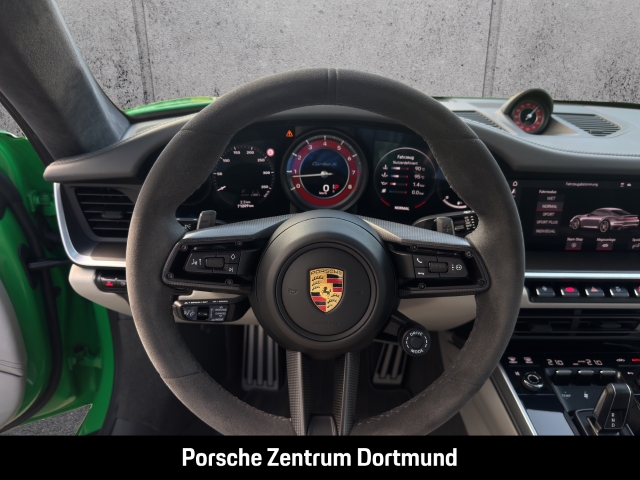 Porsche 992 (911) Turbo S