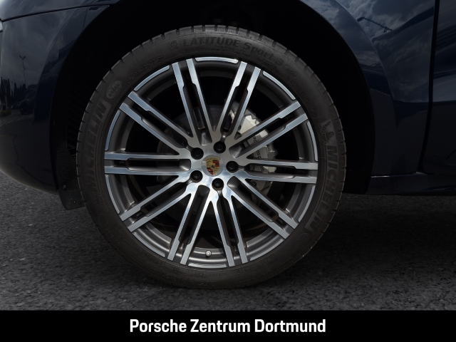 Porsche  Macan S