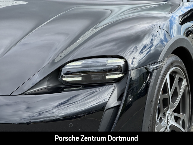 Porsche Taycan 4 Cross Turismo