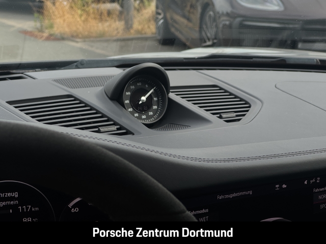 Porsche  992 (911) Carrera S