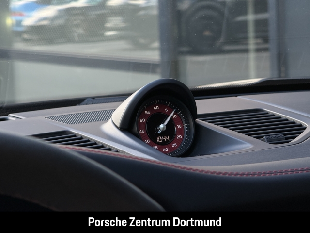 Porsche  992 -2 (911) Carrera GTS