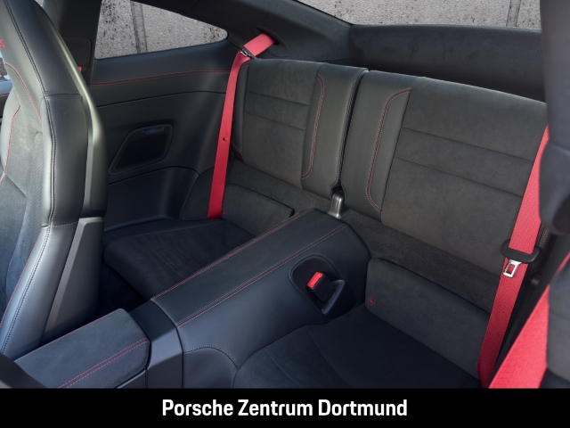 Porsche  992 -2 (911) Carrera GTS