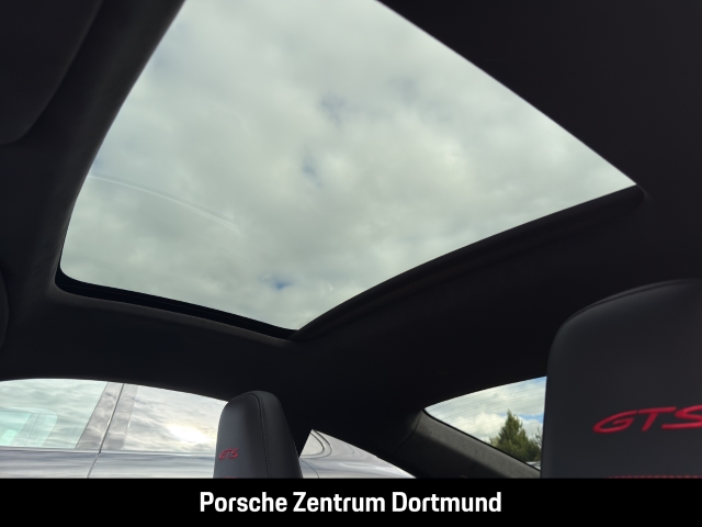 Porsche  992 -2 (911) Carrera GTS