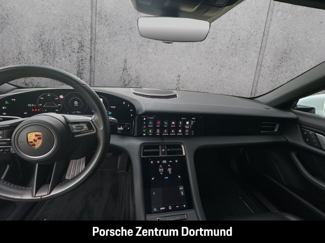 Porsche Taycan 4 Cross Turismo
