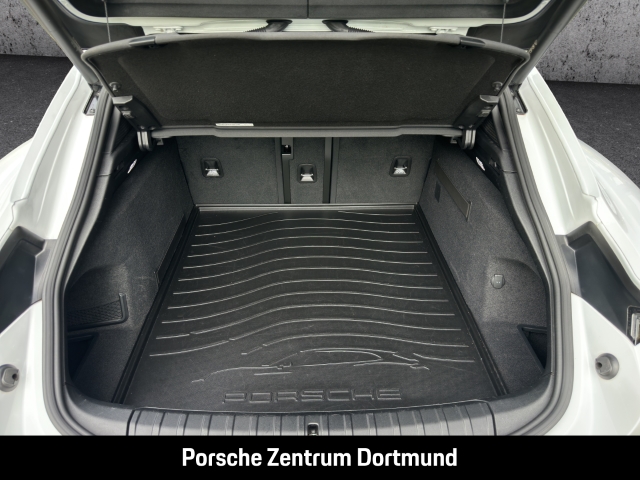 Porsche Taycan 4 Cross Turismo