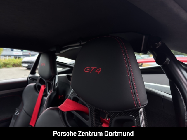 Porsche Cayman GT4