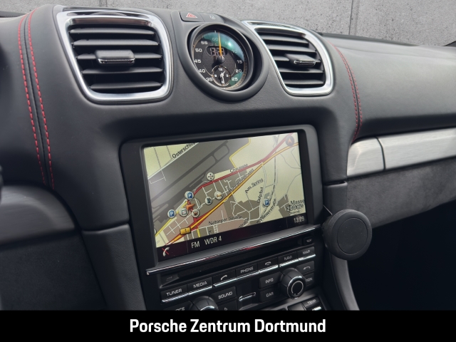 Porsche Cayman GT4