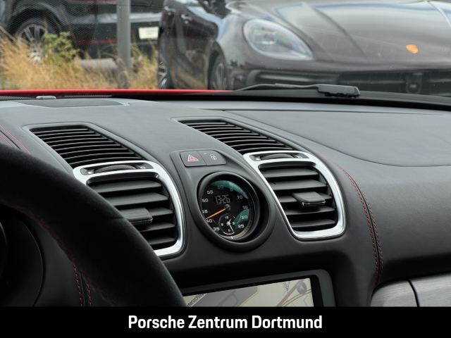 Porsche Cayman GT4