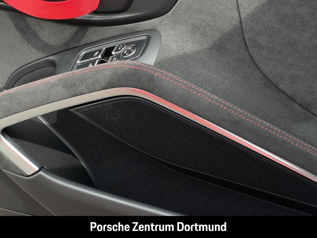 Porsche Cayman GT4