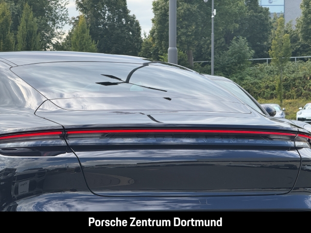 Porsche Taycan 4S