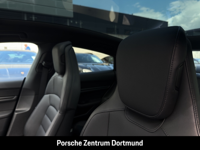 Porsche Taycan 4S