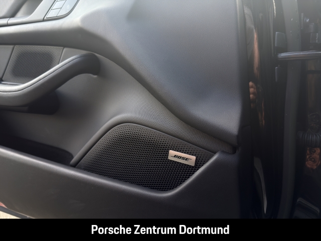 Porsche Taycan 4S