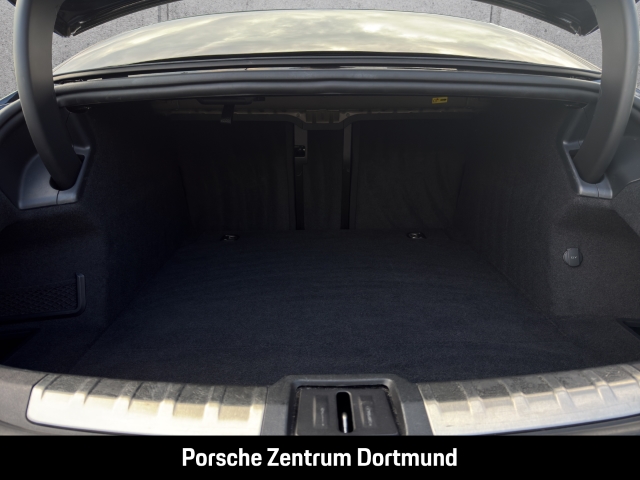 Porsche Taycan 4S