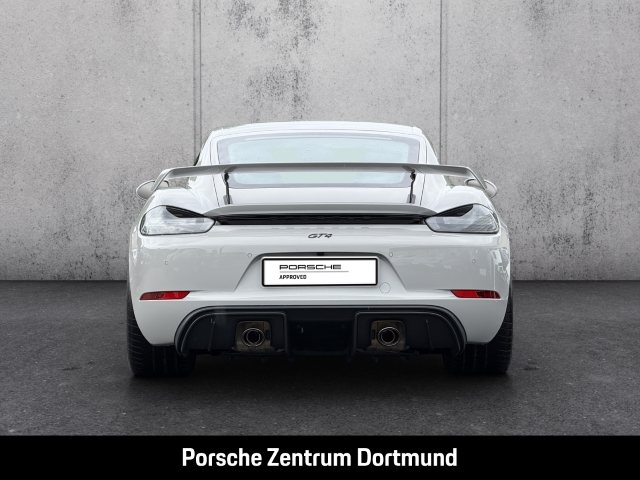 Porsche Cayman 718 GT4