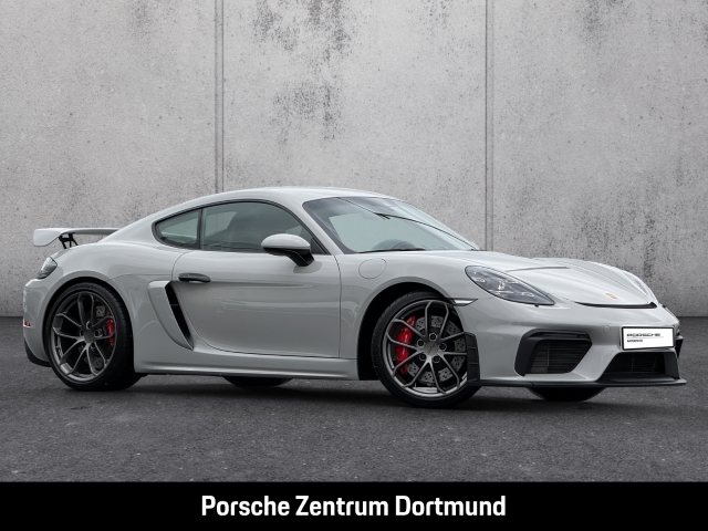 Porsche Cayman 718 GT4