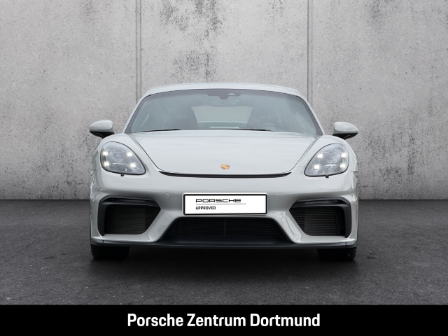 Porsche Cayman 718 GT4
