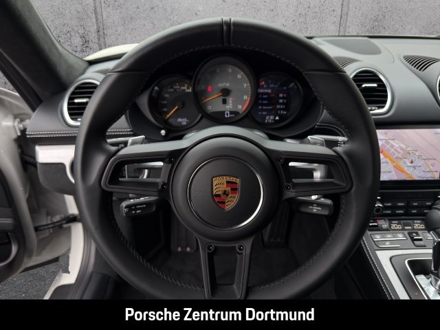 Porsche Cayman 718 GT4