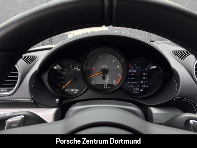 Porsche Cayman 718 GT4