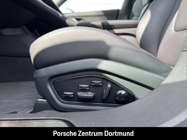 Porsche Taycan 4S Cross Turismo