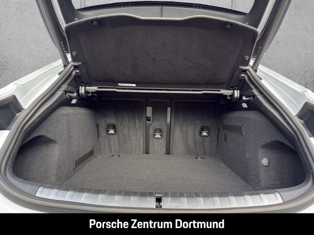 Porsche Taycan 4S Cross Turismo