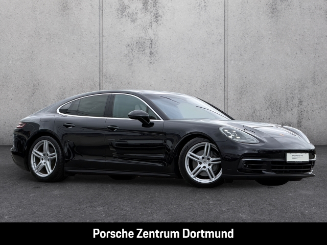 Porsche Panamera 4S