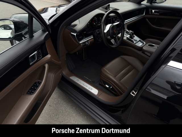 Porsche Panamera 4S