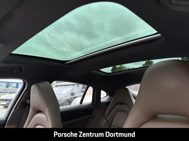 Porsche Panamera 4S