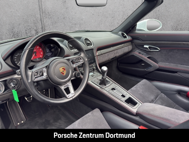 Porsche Boxster 718 GTS 4.0