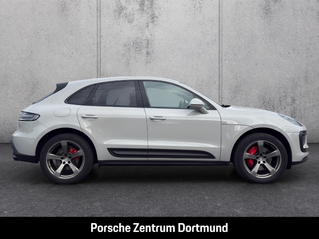 Porsche  Macan S