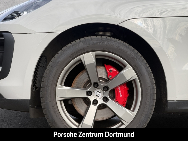 Porsche  Macan S