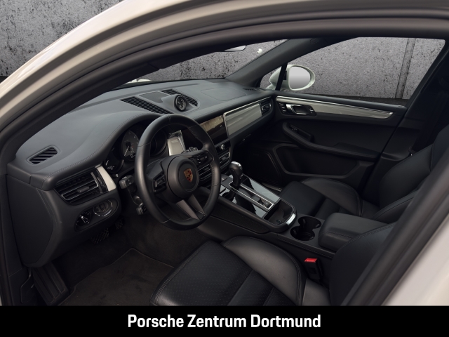 Porsche  Macan S