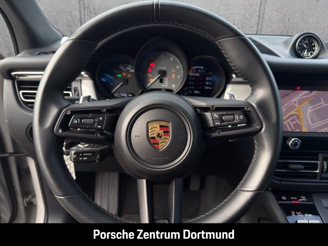 Porsche  Macan S