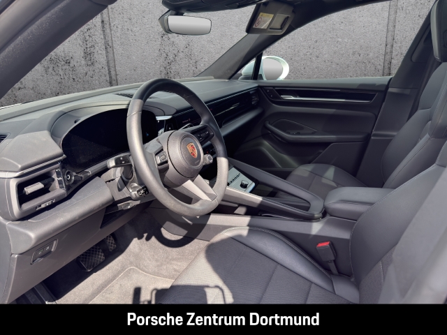 Porsche Macan 4