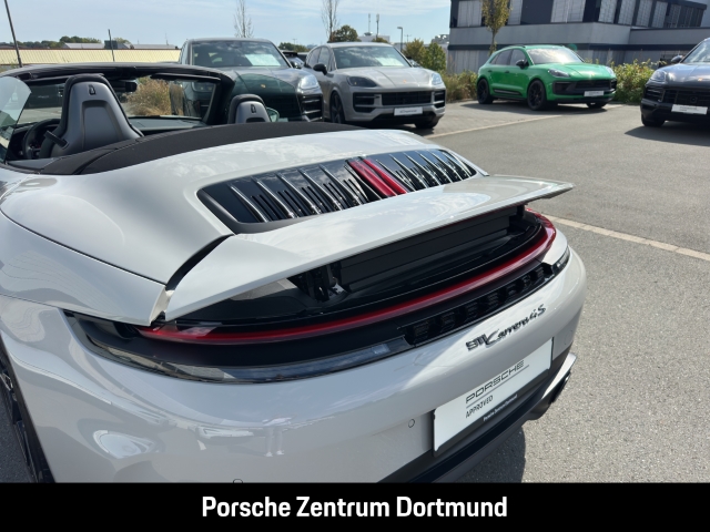 Porsche 992 -2 (911) Carrera 4S Cabriolet