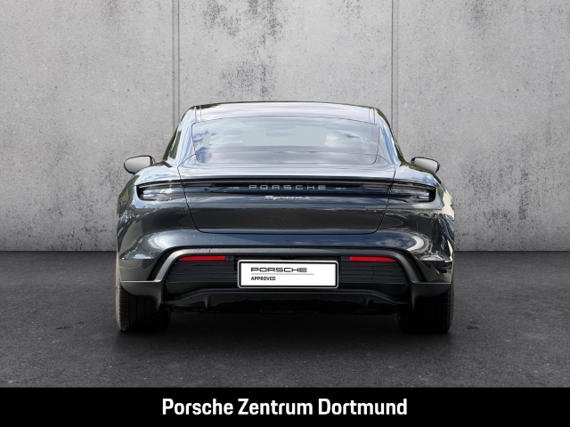 Porsche Taycan 4S