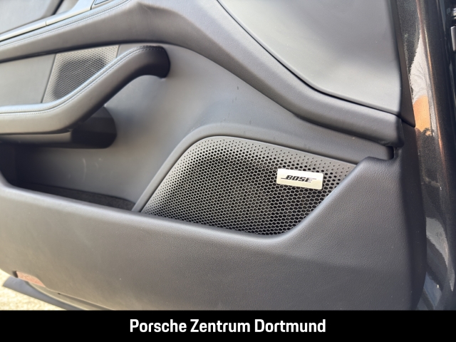 Porsche Taycan 4S