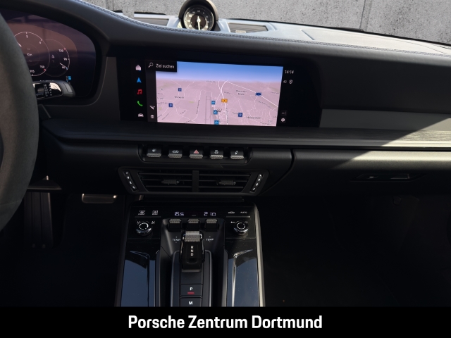 Porsche 992 -2 (911) Carrera 4 GTS Cabriolet
