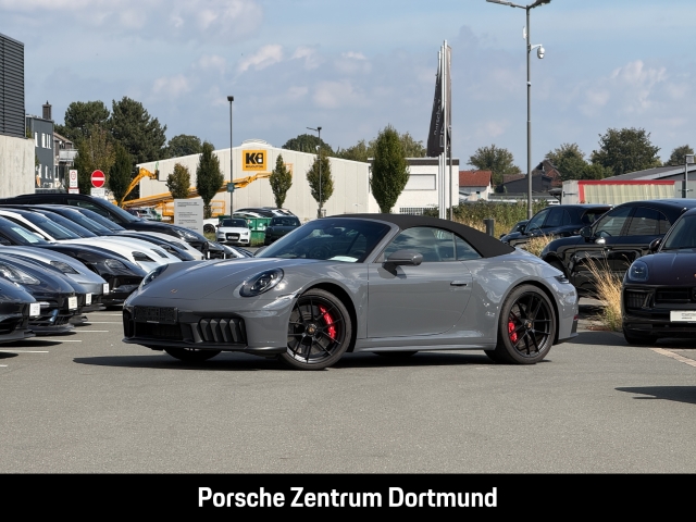 Porsche 992 -2 (911) Carrera 4 GTS Cabriolet