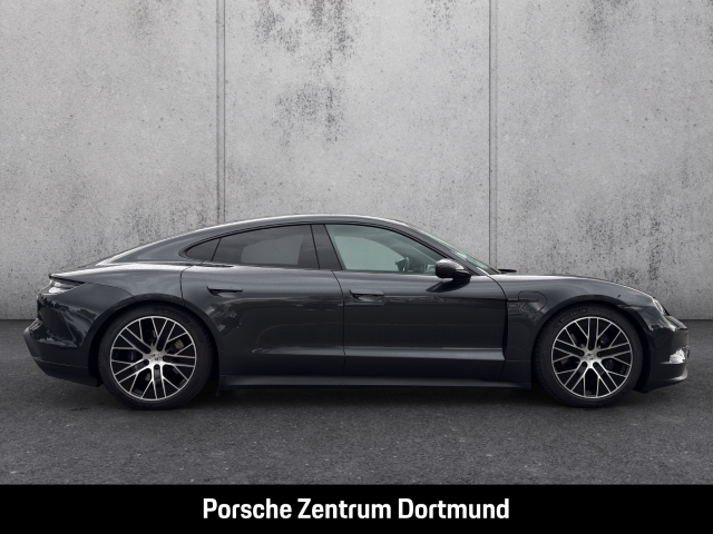 Porsche  Taycan