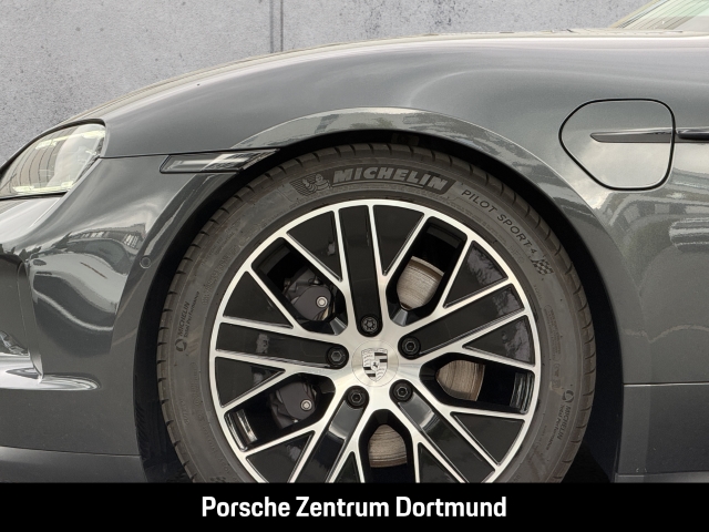 Porsche  Taycan