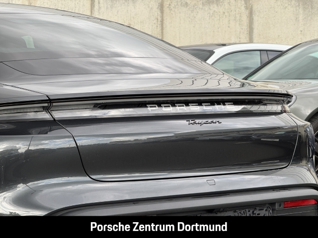Porsche  Taycan