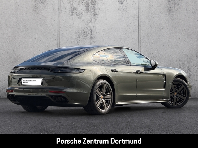 Porsche Panamera 4 E-Hybrid Platinum Edition
