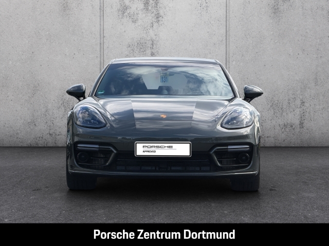 Porsche Panamera 4 E-Hybrid Platinum Edition