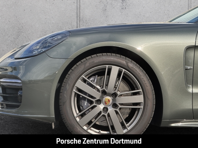 Porsche Panamera 4 E-Hybrid Platinum Edition