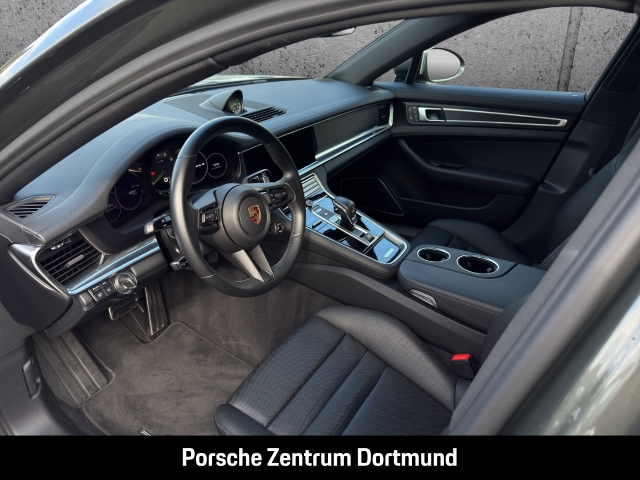 Porsche Panamera 4 E-Hybrid Platinum Edition