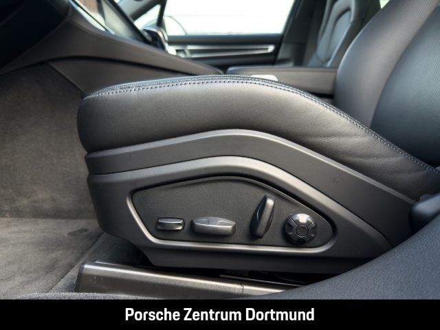 Porsche Panamera 4 E-Hybrid Platinum Edition