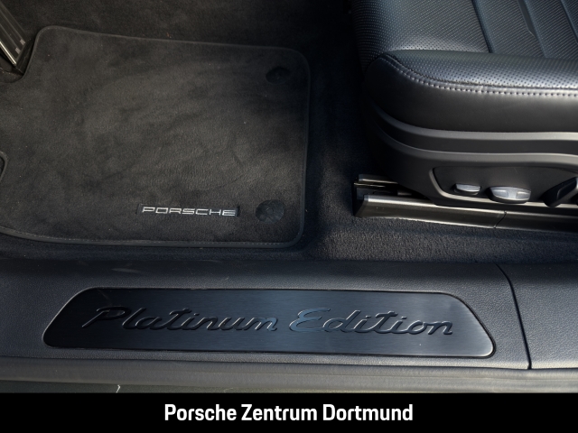 Porsche Panamera 4 E-Hybrid Platinum Edition