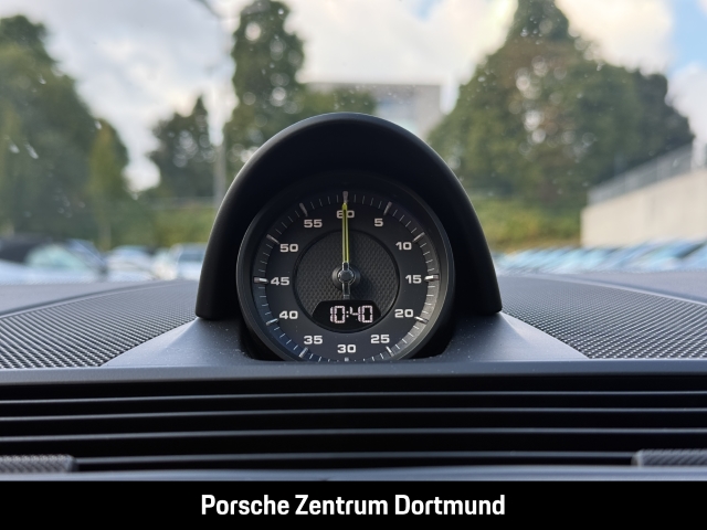Porsche Panamera 4 E-Hybrid Platinum Edition