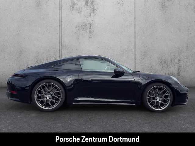 Porsche  992 -2 (911) Carrera